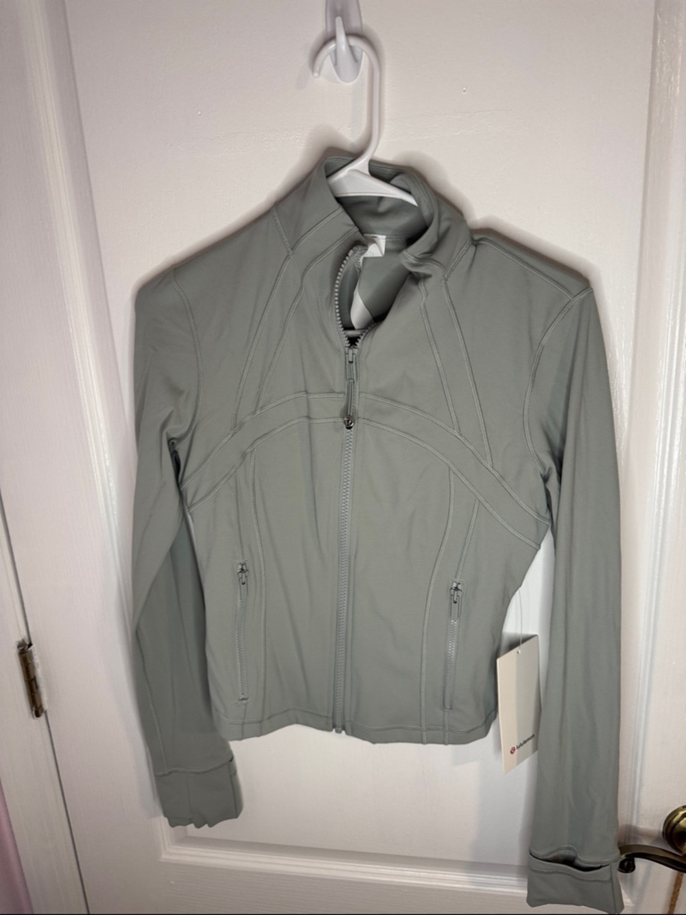 lululemon athletica Light Sage Full-Zip Athletic Jacket size 6